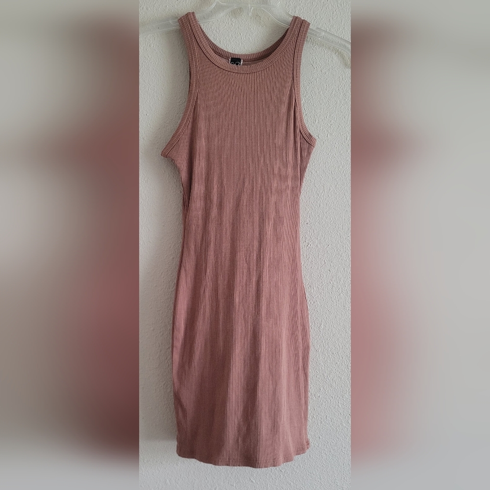 Windsor Sz Medium Sleeveless Ribbed Dress